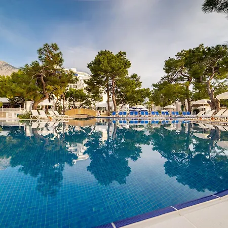 Diamonds Club Kemer 5* Göynük