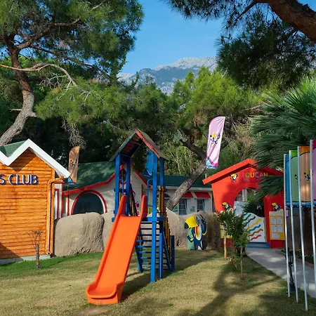 Diamonds Club Kemer 5* Göynük