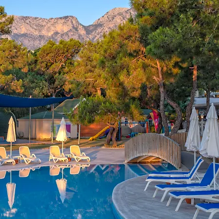 Diamonds Club Kemer 5* Göynük