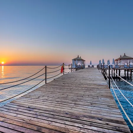 Diamonds Club Kemer 5* Göynük