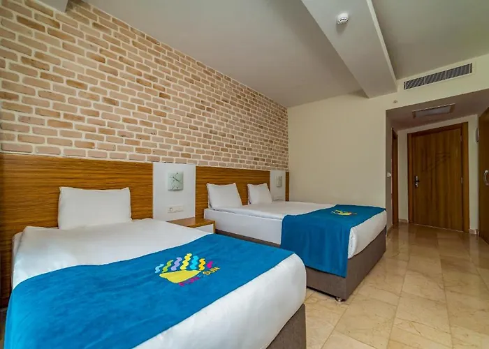 Diamonds Club Kemer Szálloda 5*