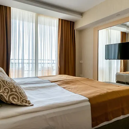 Diamonds Club Kemer Otel 5*