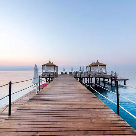 Diamonds Club Kemer Otel 5*